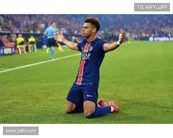 巴黎胜利物浦KK闪耀杜埃破门